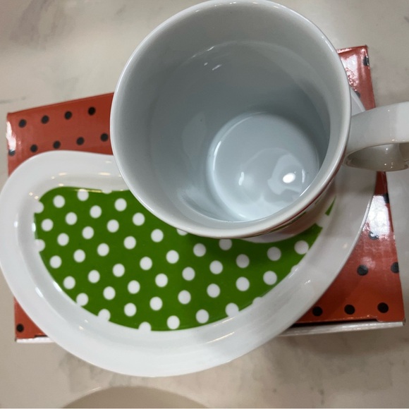 Cute little porcelain insect mug and salt n pepper shakers - Picture 2 of 7